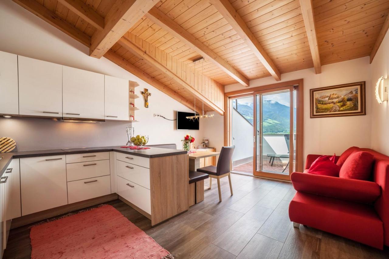 Sagschneiderhof Red Delicious Apartment เปลาส์ ภายนอก รูปภาพ